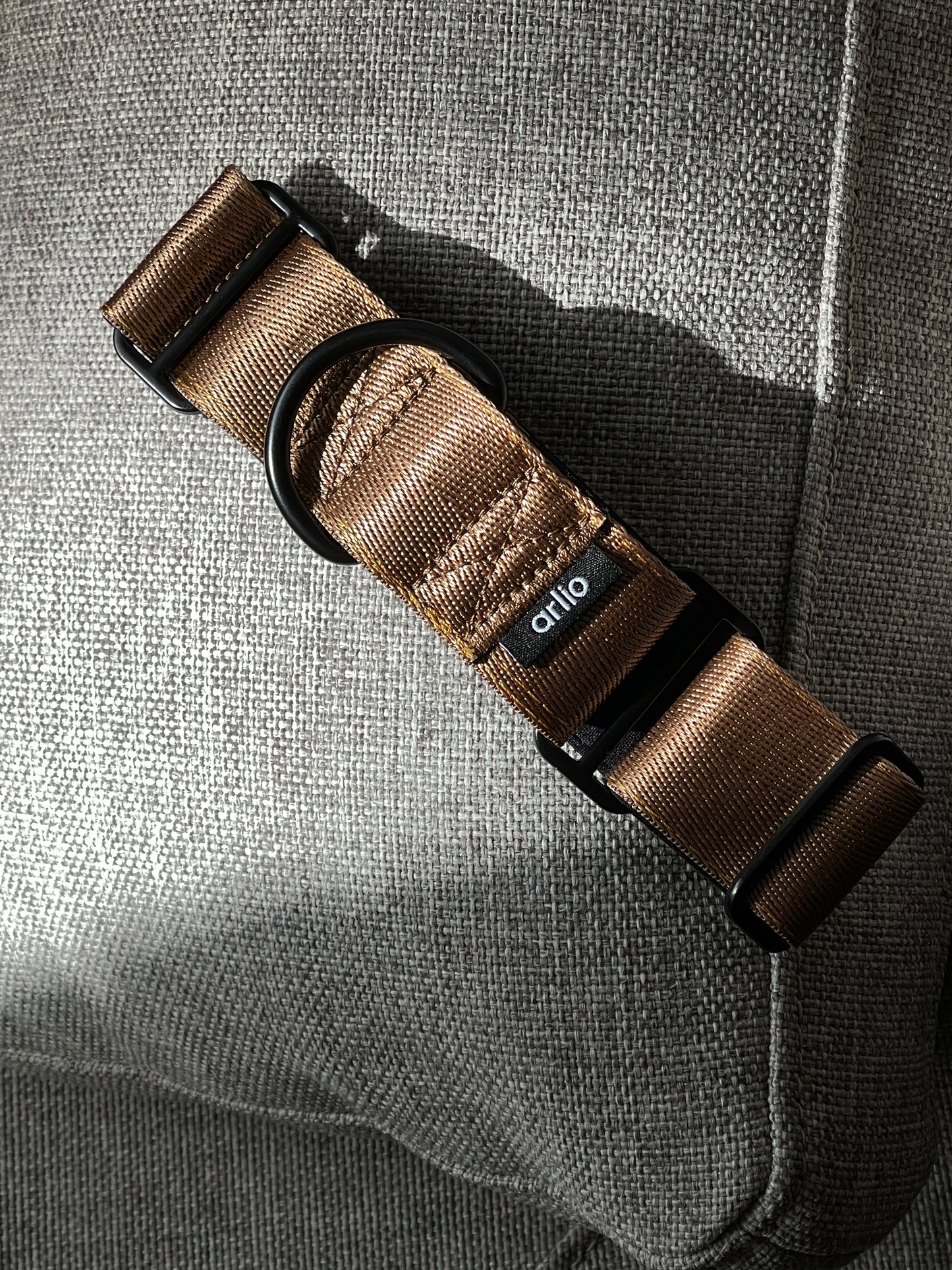 Martingale Collar Bronze