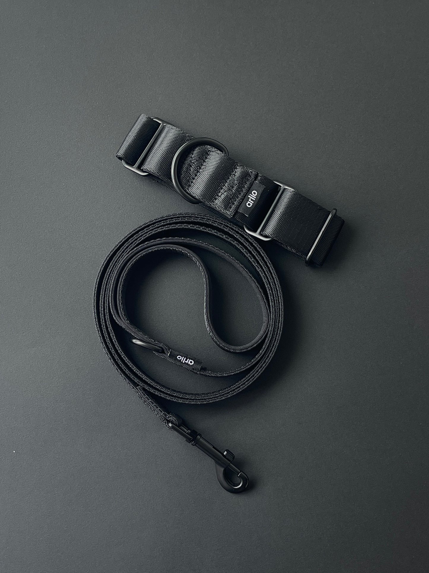 Martingale Collar Black